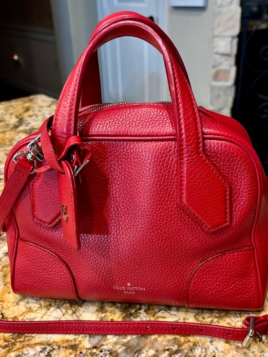 Louis Vuitton Handbags - Authentic, gorgeous, Louis Vuitton Dora Soft BB in Taurillon Leather